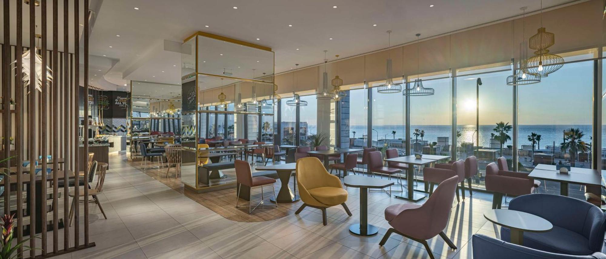 科威特 Hampton By Hilton Kuwait Salmiya酒店 外观 照片