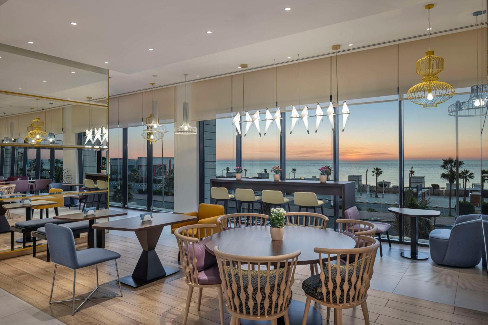 科威特 Hampton By Hilton Kuwait Salmiya酒店 外观 照片